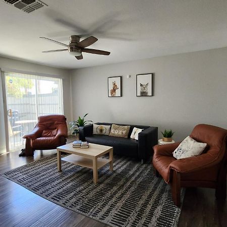 L - Fully Remodeled And Professionally Decorated Las Vegas Exterior photo