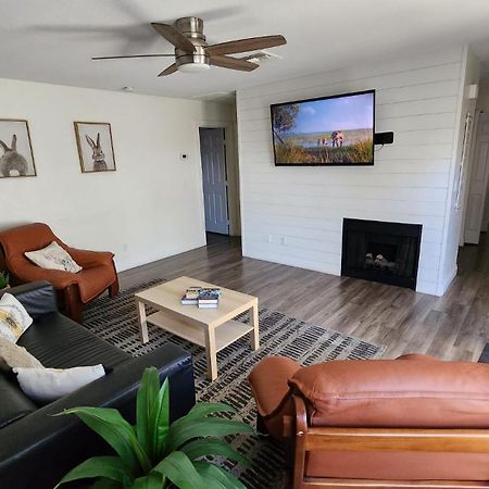 L - Fully Remodeled And Professionally Decorated Las Vegas Exterior photo